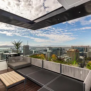  Apartment Beautiful Family With Amazing Views @ 16 On Bree